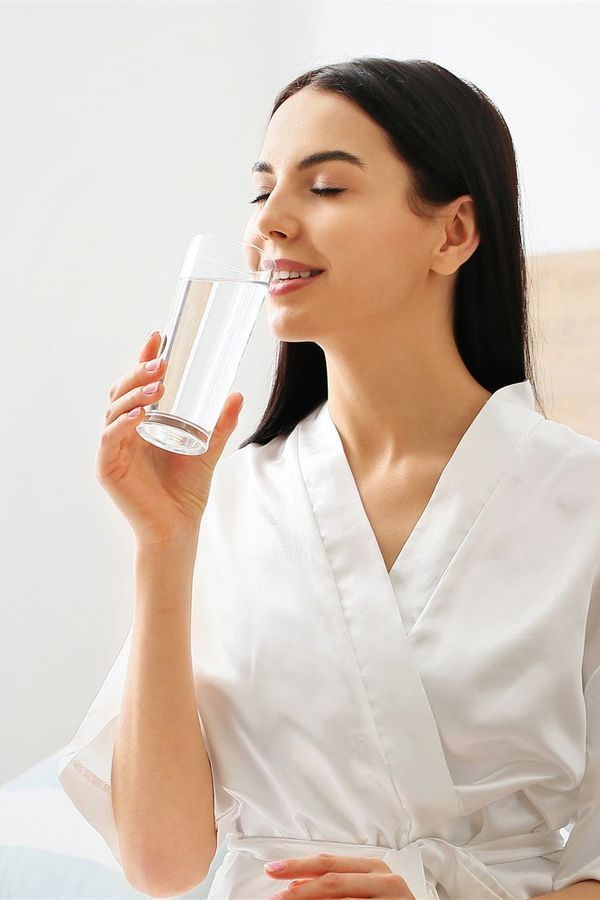The Health Benefits of Drinking Warm Water in the Morning